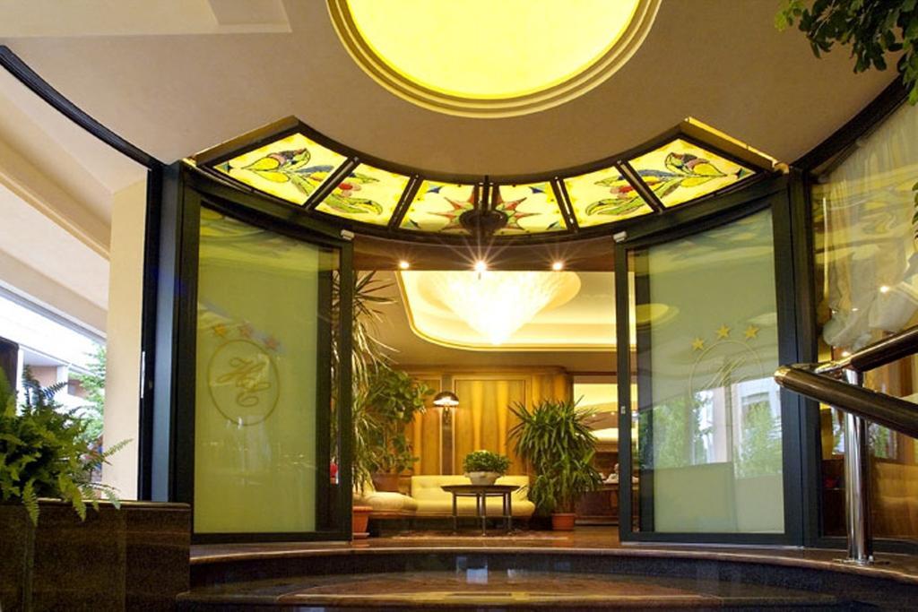 Hotel Europa Bibione Bagian luar foto